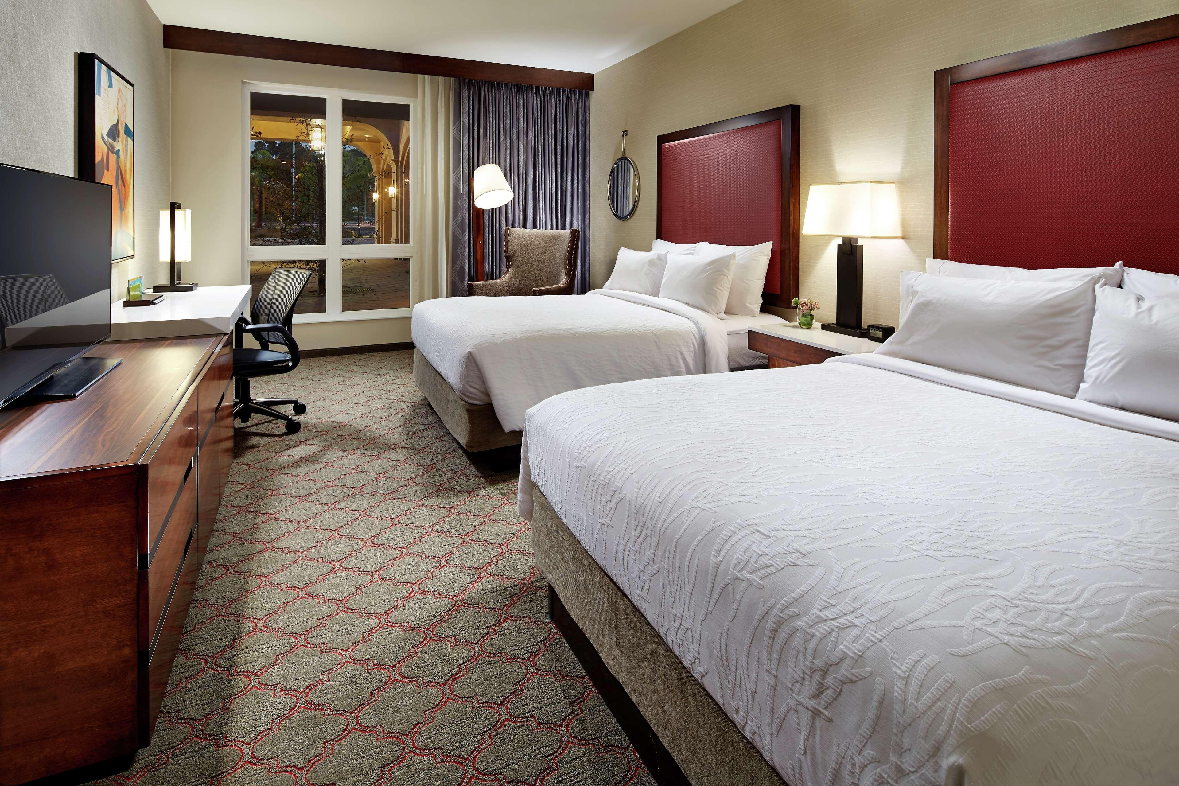 Hilton Garden Old Town/sea World Area
