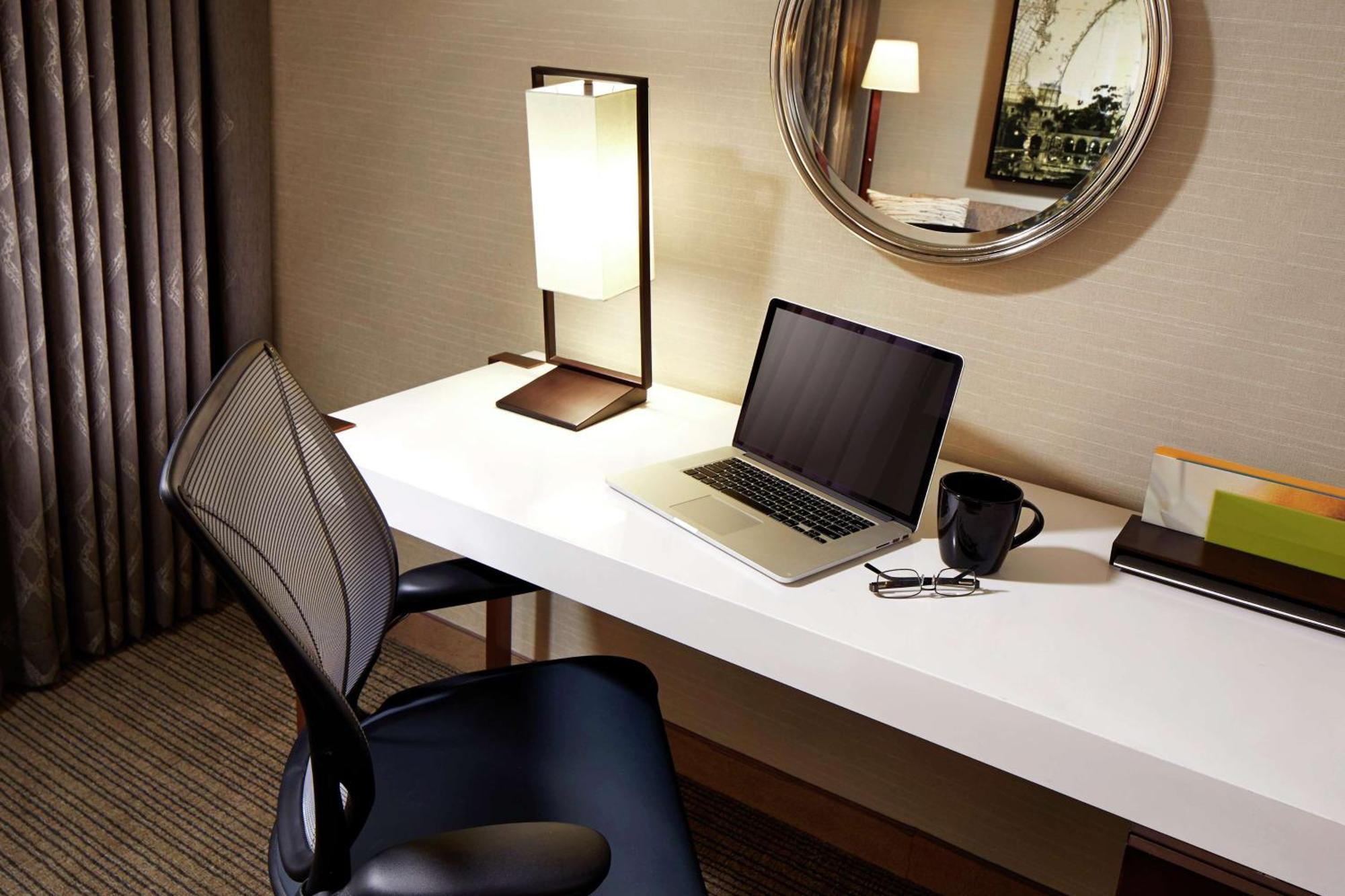 Hotel Hilton Garden Old Town/sea World Area