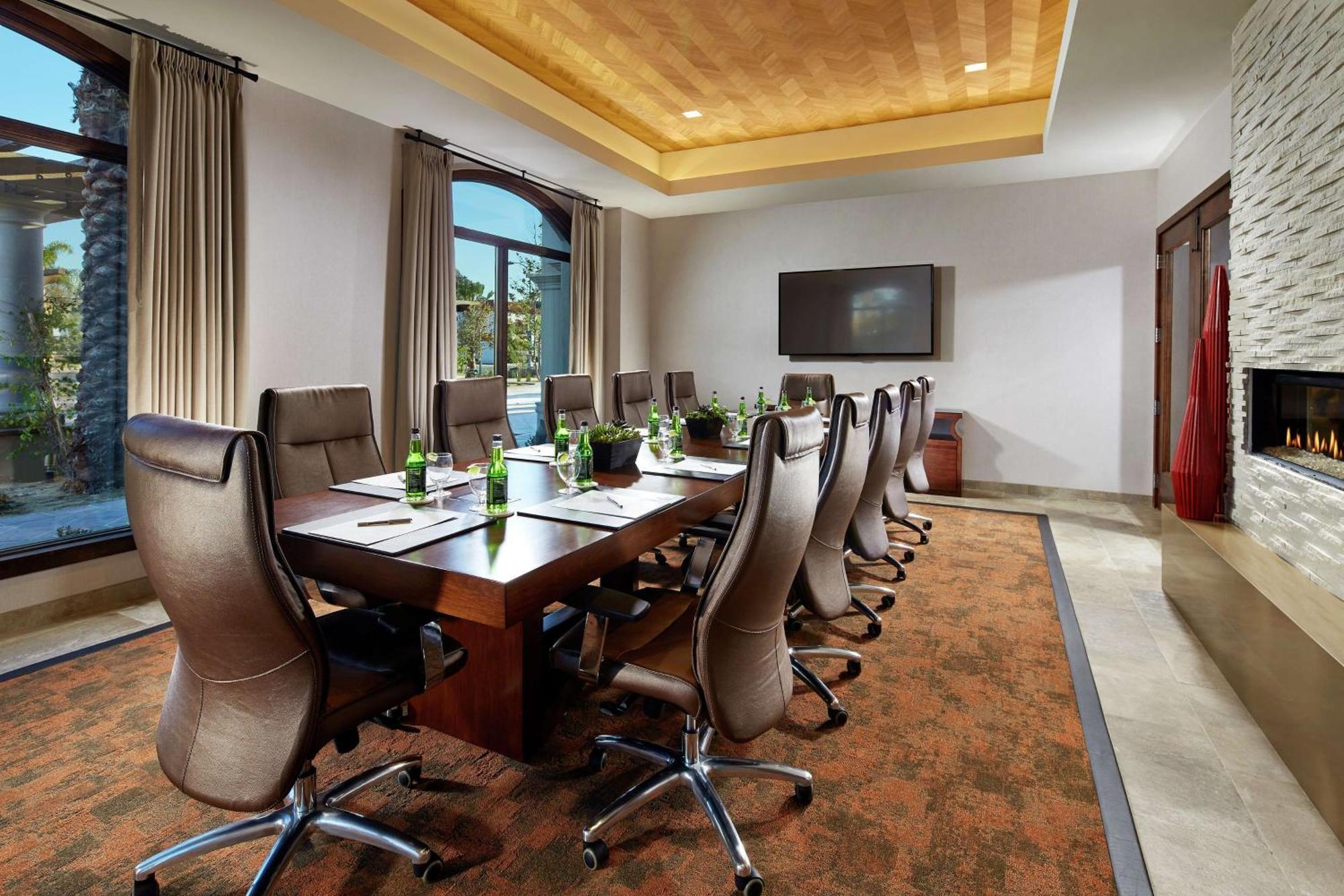 Hilton Garden Old Town/sea World Area Hotel