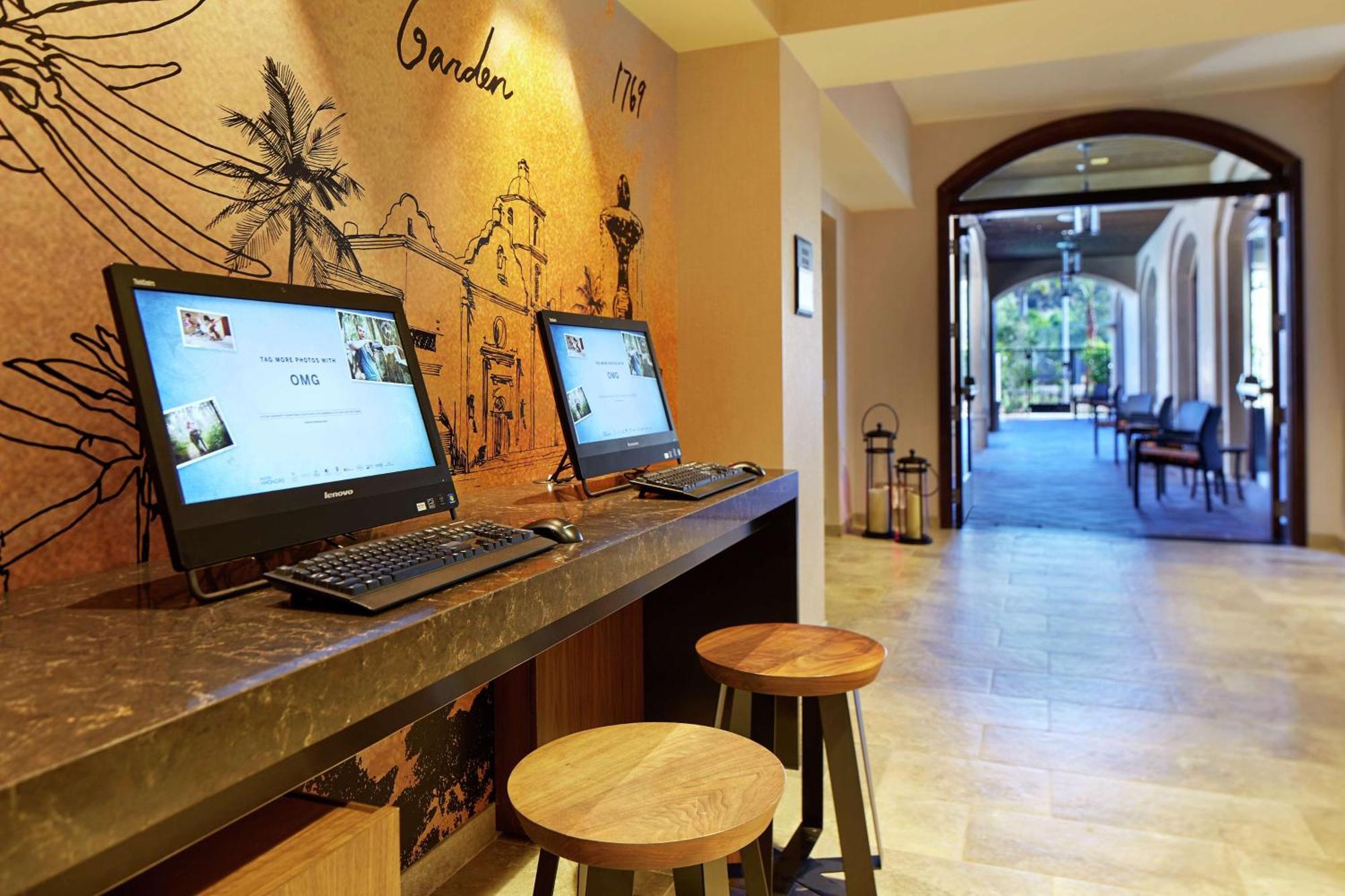 Hilton Garden Old Town/sea World Area Hotel San Diego